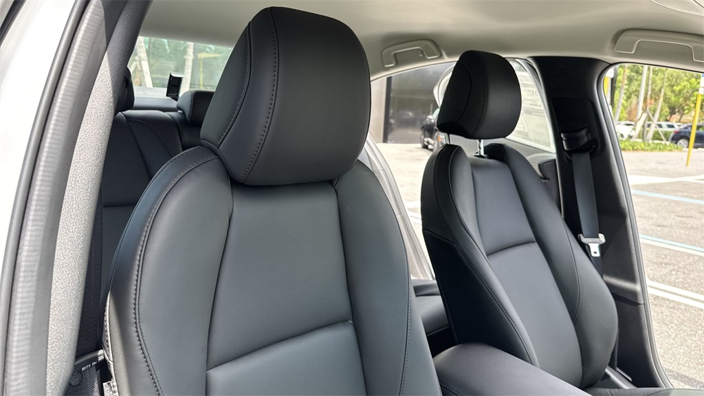 2025 Mazda Mazda3 2.5 Select Sport photo 44