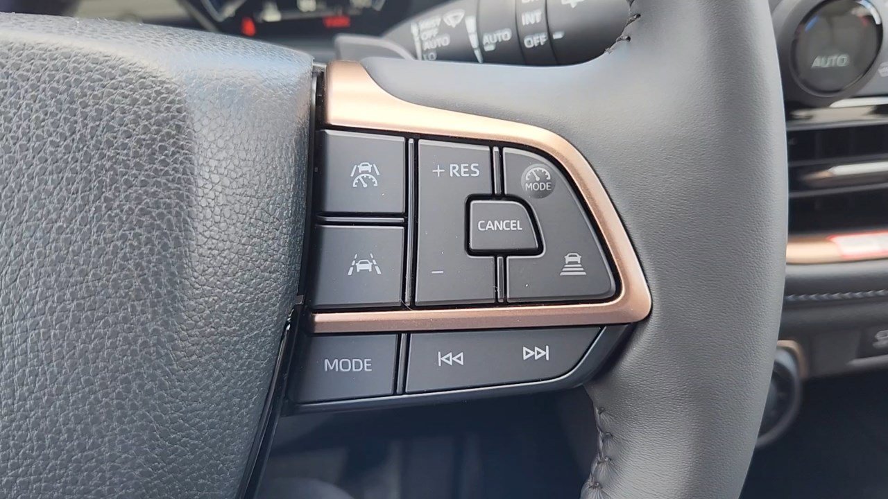2026 Toyota Grand Highlander Hybrid MAX Limited photo 9