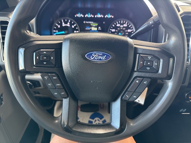 2018 Ford F-350 XLT photo 23