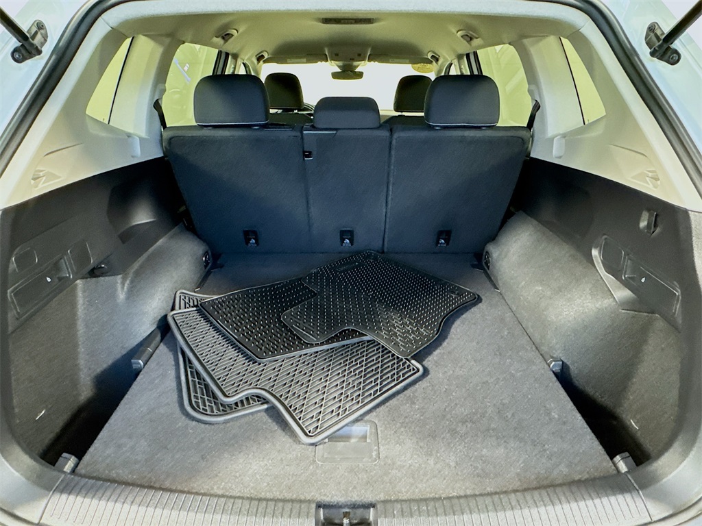 2024 Volkswagen Tiguan S photo 13