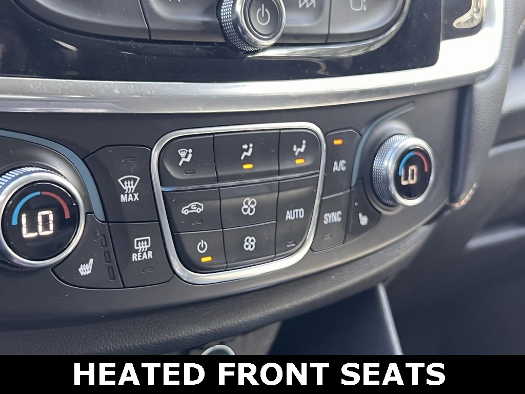 2021 Chevrolet Traverse Cloth 1LT photo 3