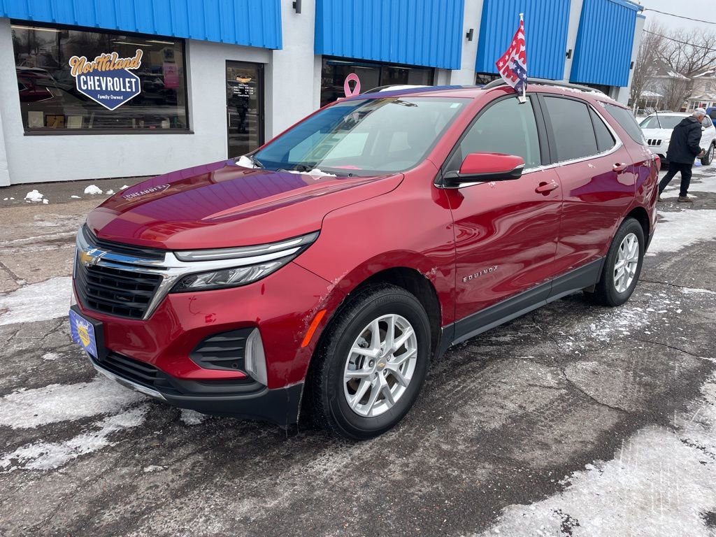 2023 Chevrolet Equinox LT's photo