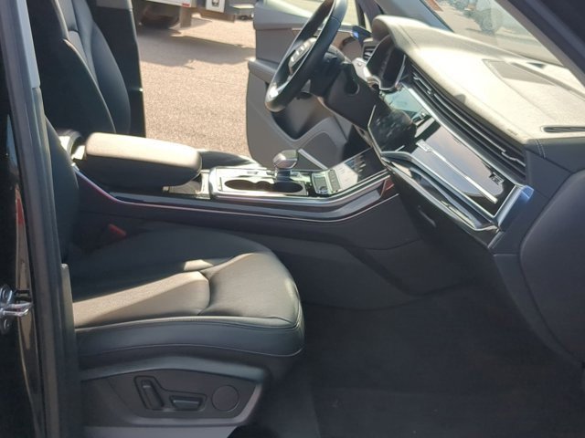 2024 Audi Q7 45 Premium Plus photo 16