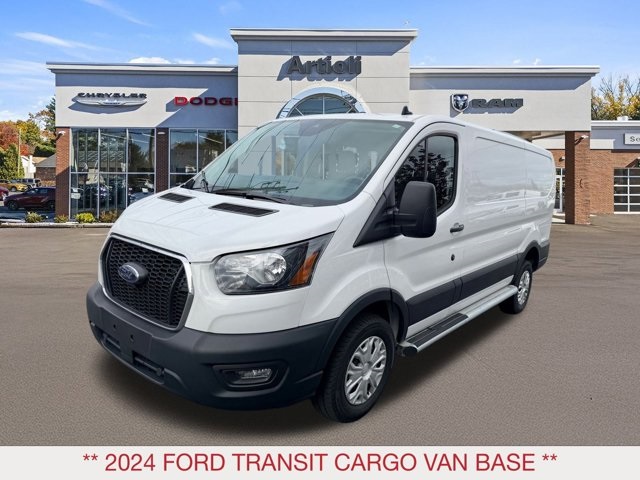 2024 Ford Transit photo 3