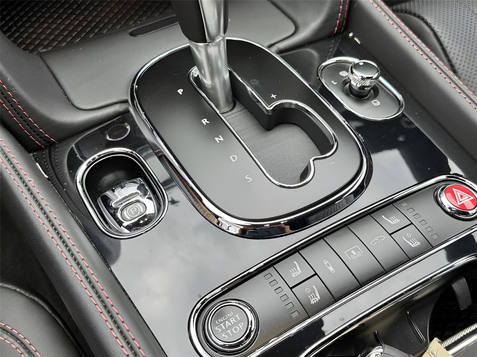 2018 Bentley Flying Spur V8 S photo 48
