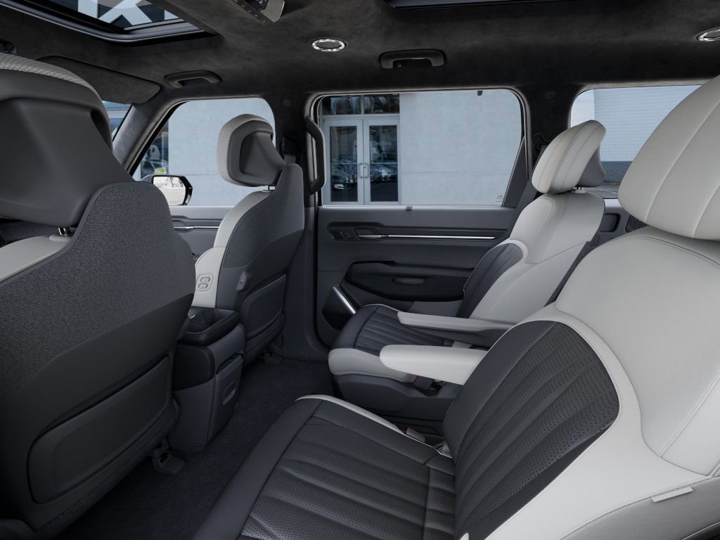 2026 Kia EV9 GT-Line photo 16