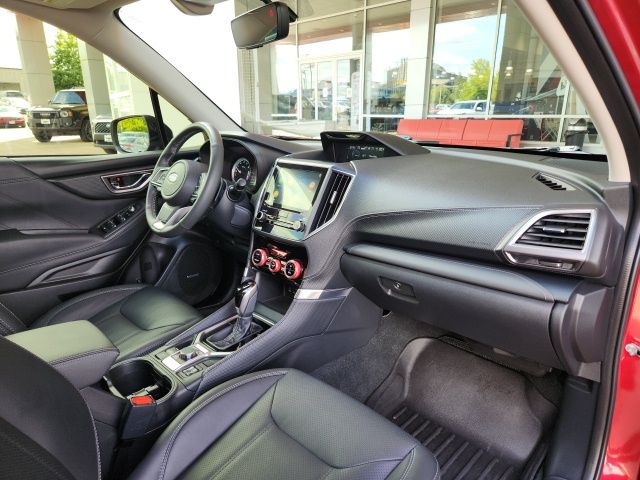 2021 Subaru Forester Touring photo 20