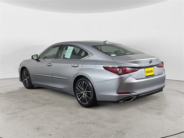 2023 Lexus ES 350 photo 3