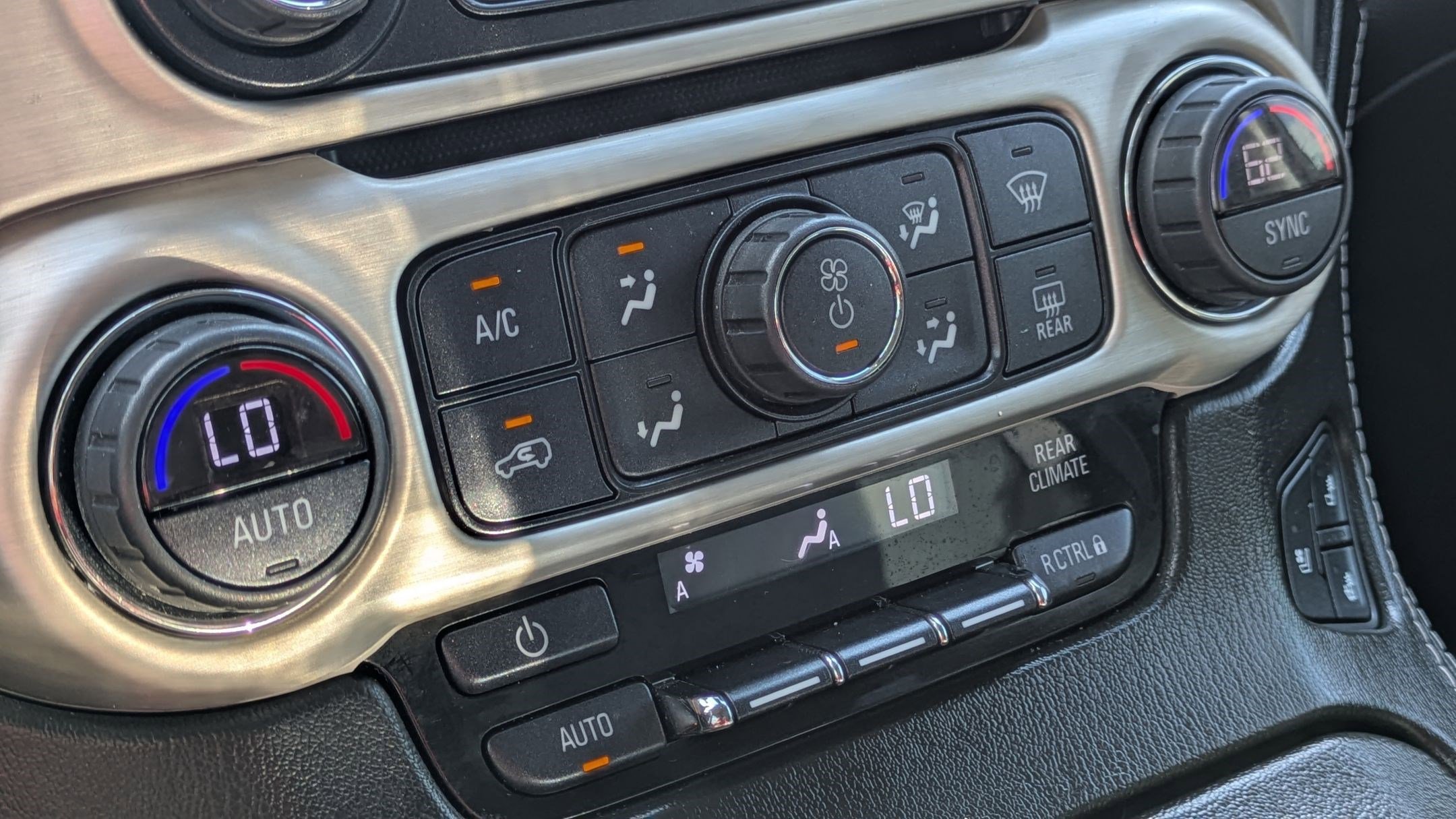 2020 Gmc Yukon XL Denali photo 21