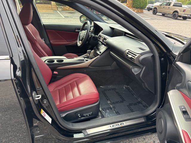 2014 Lexus IS 350 photo 15