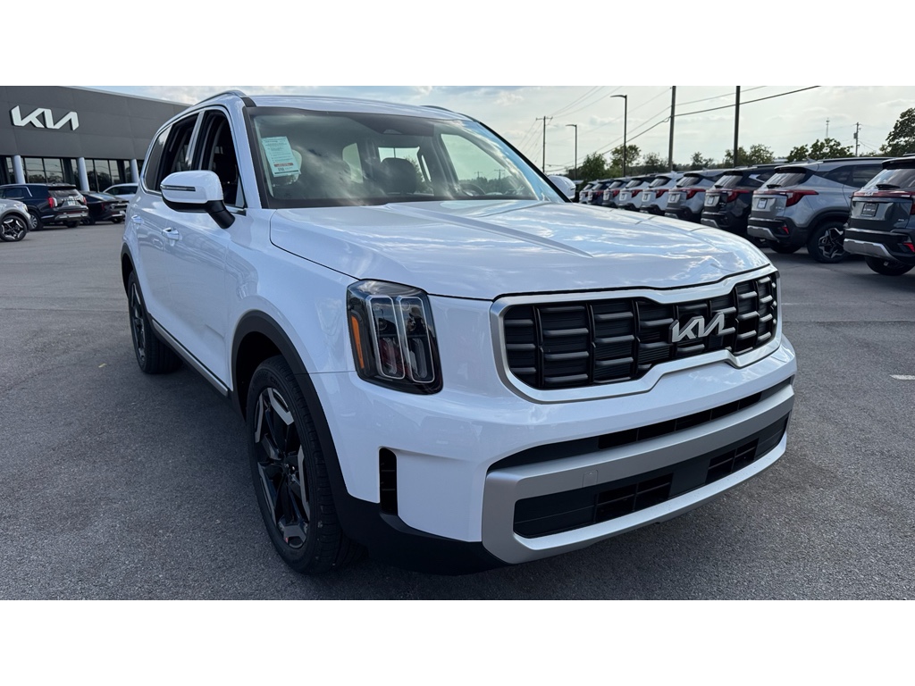 2025 Kia Telluride S's photo