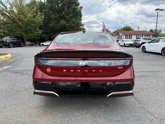 2025 Hyundai Sonata Hybrid SEL photo 4