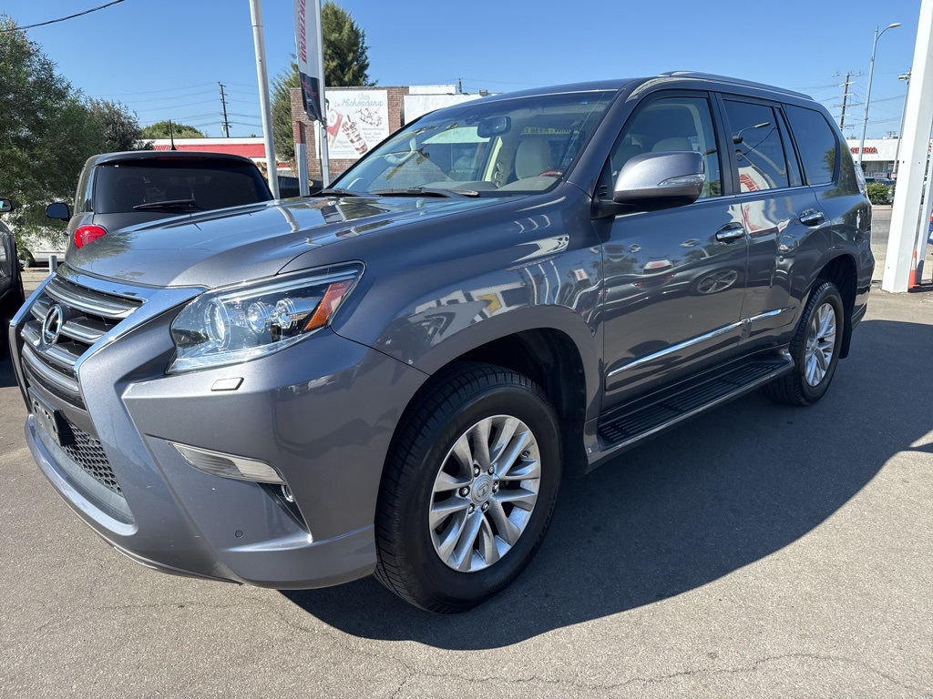 2015 Lexus GX 460 photo 2