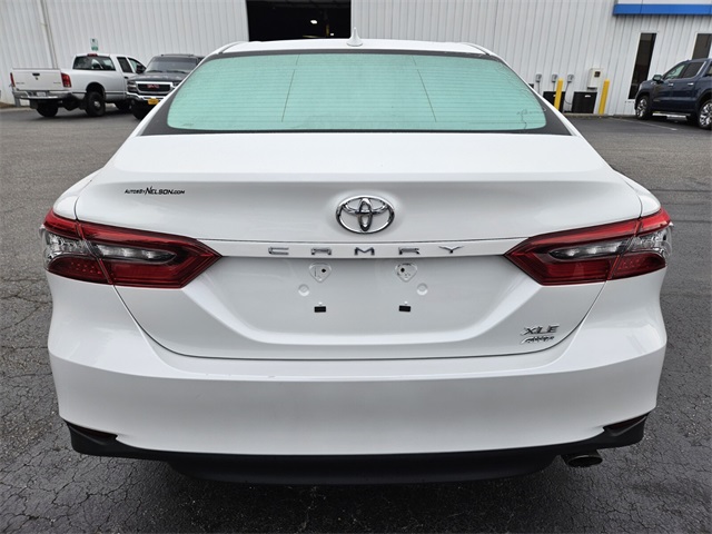2023 Toyota Camry XLE photo 6