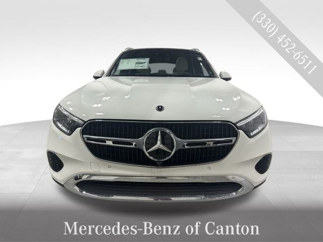 2026 Mercedes-Benz GLC Base's photo