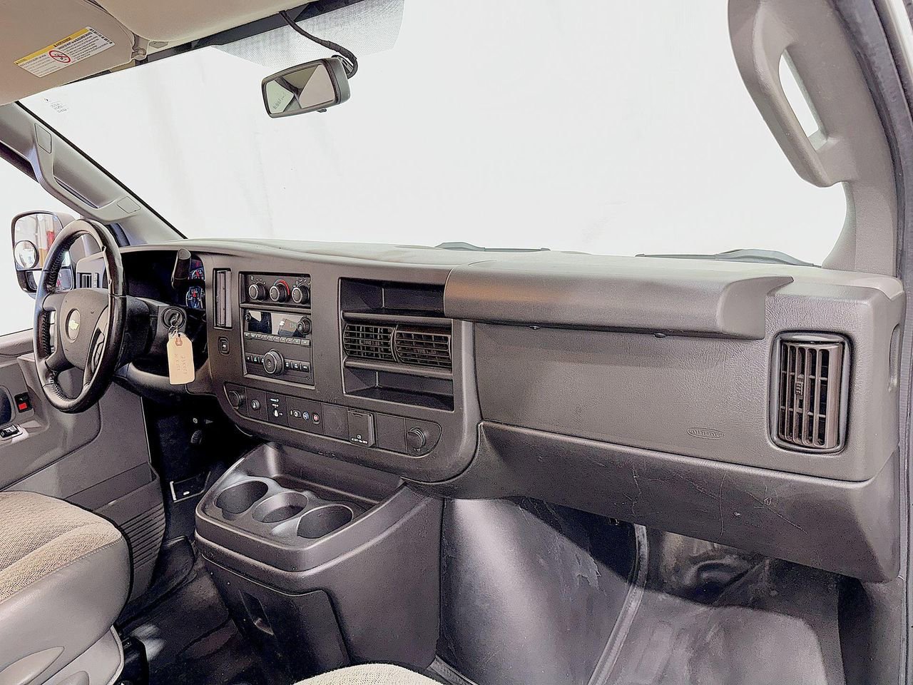 2020 Chevrolet Express Cargo Van 2500 photo 21