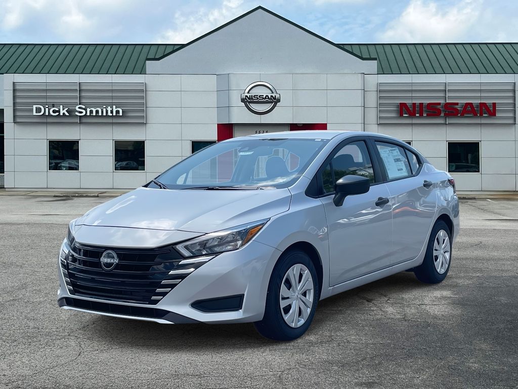 2025 Nissan Versa S photo 3