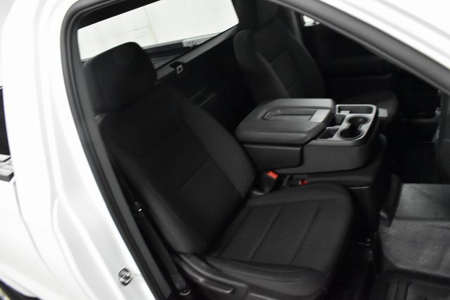 2024 Chevrolet Silverado 1500 photo 13