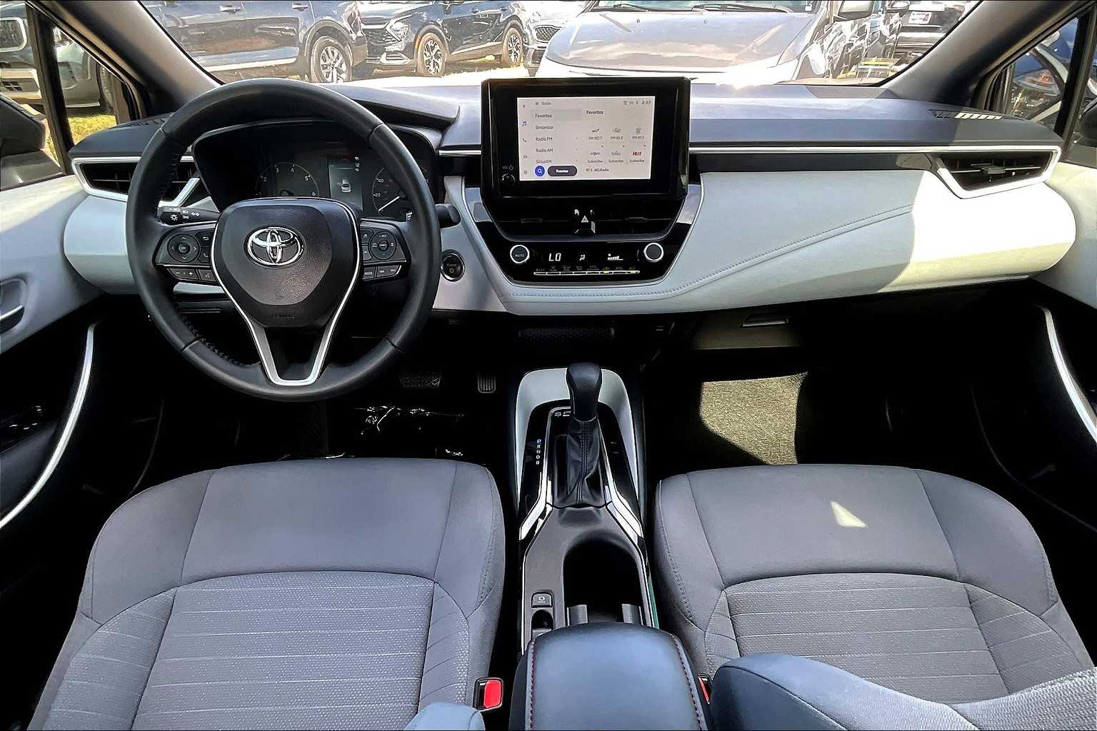 2024 Toyota Corolla XLE LE Premium SE photo 14