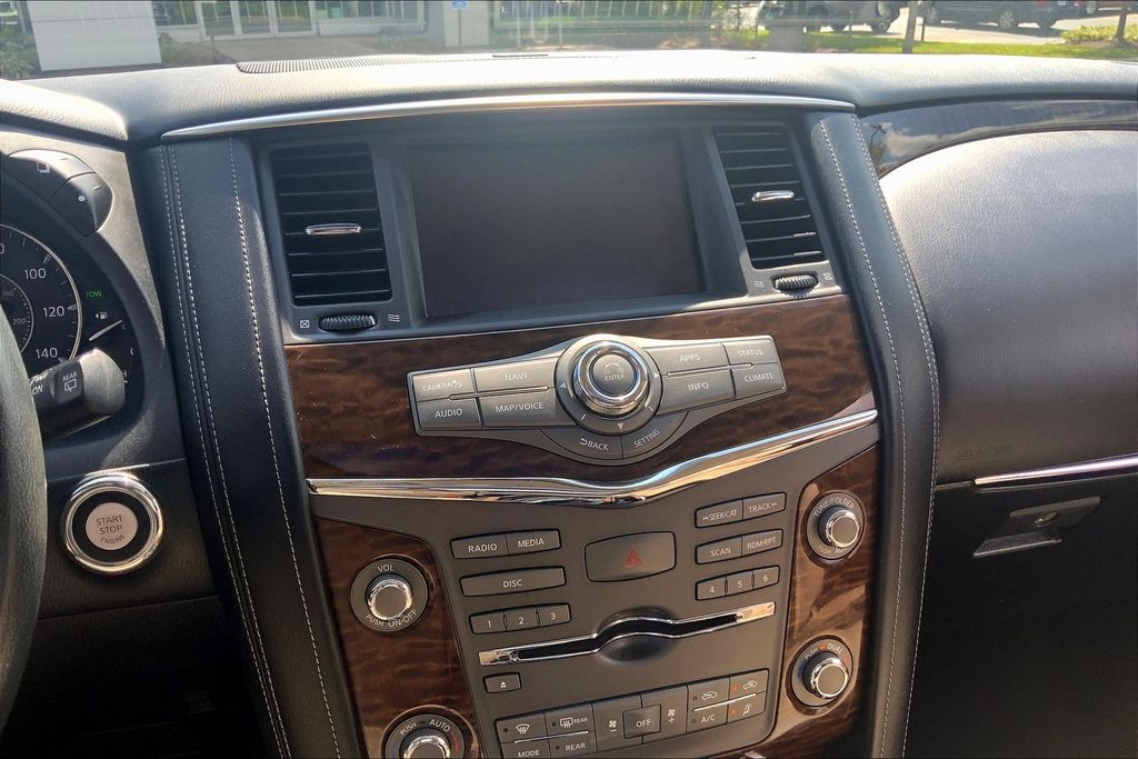 2018 Nissan Armada SL photo 5