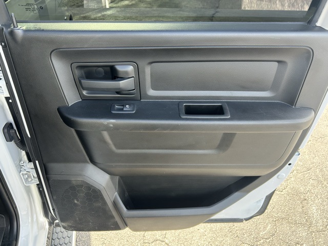 2018 Ram 2500 Tradesman photo 4