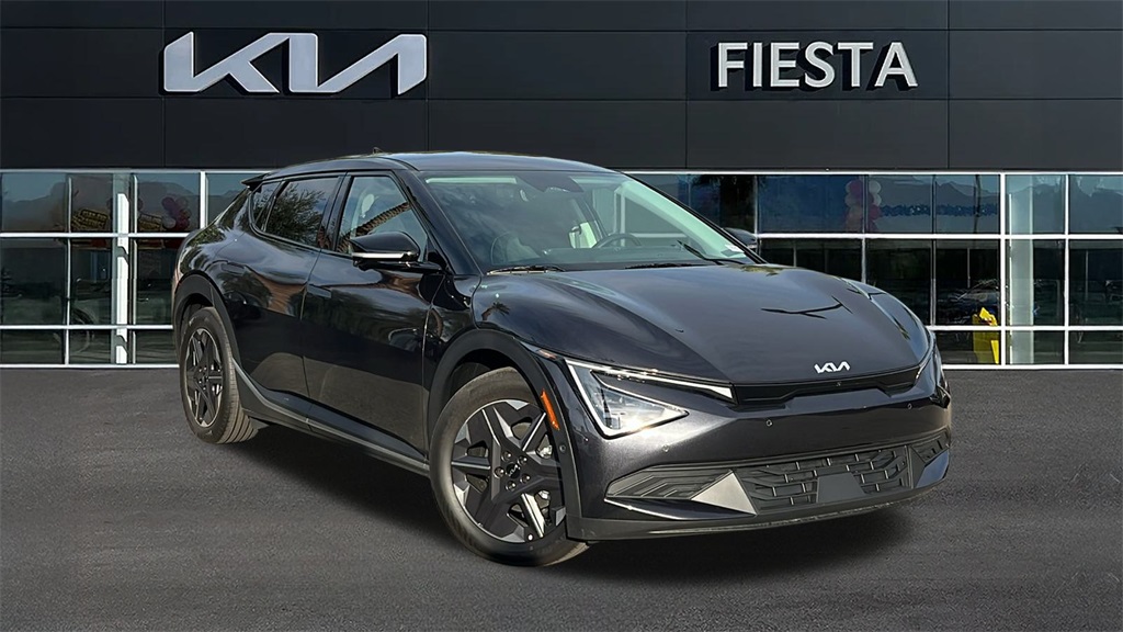 2025 Kia EV6 Light L/R's photo