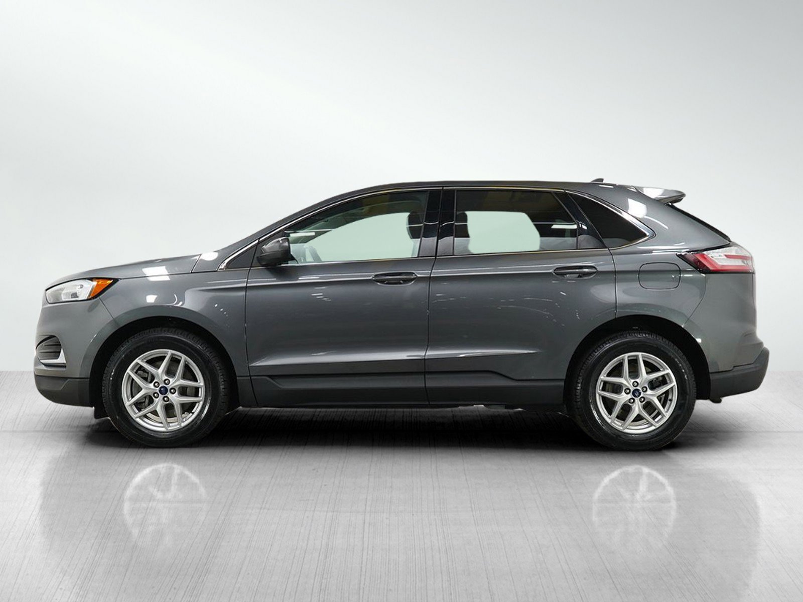 Used 2022 Ford Edge SEL with VIN 2FMPK4J95NBA39911 for sale in Minneapolis, Minnesota