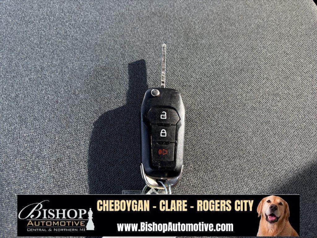 2024 Ford F-250 XLT photo 3