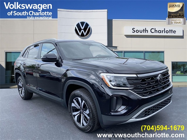 2025 Volkswagen Atlas Cross Sport SE's photo