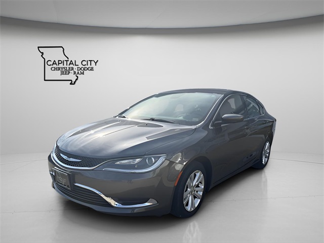 2016 Chrysler 200 Limited photo 3