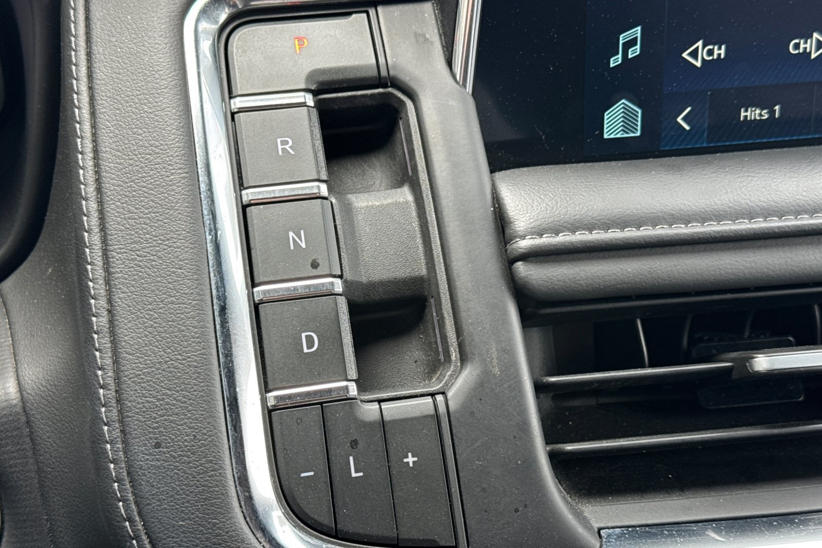 2023 Chevrolet Tahoe LT photo 21