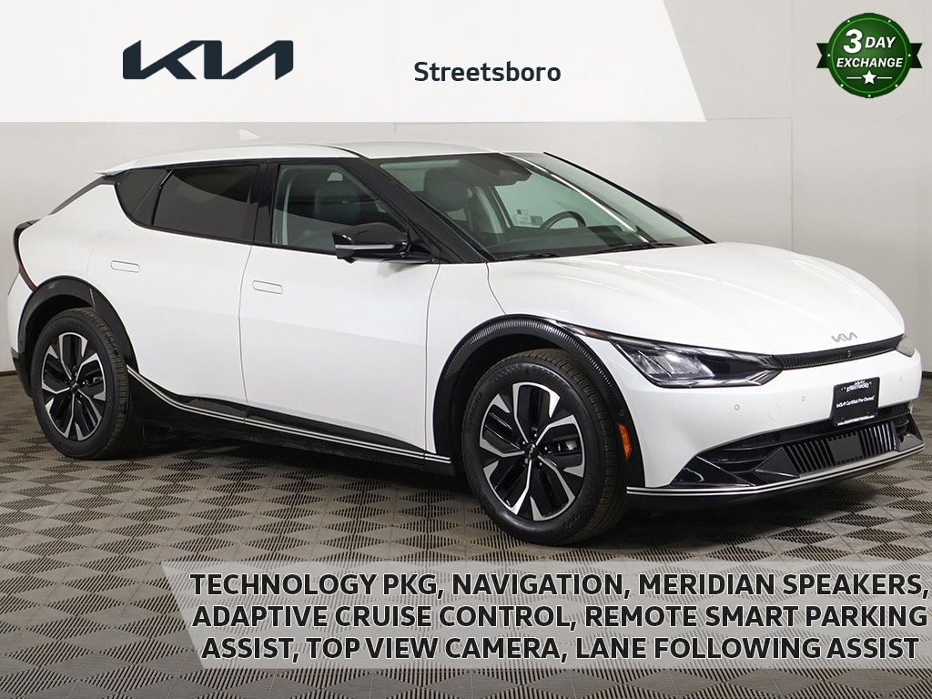 2023 Kia EV6 Wind's photo