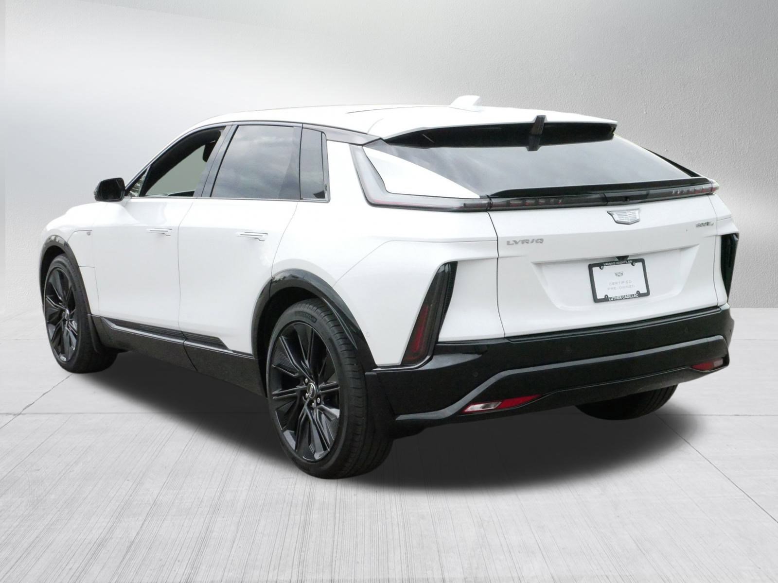 2024 Cadillac Lyriq Sport photo 4