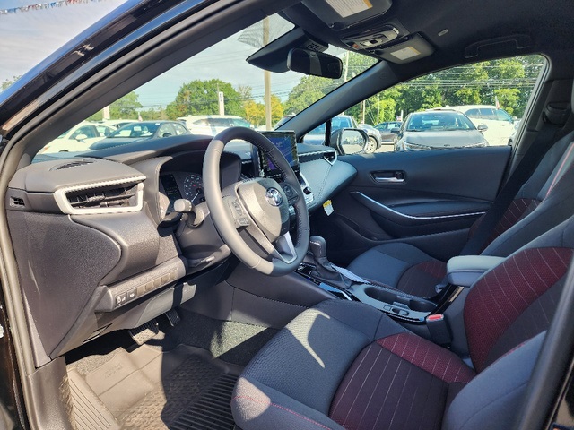 2025 Toyota Corolla SE photo 14