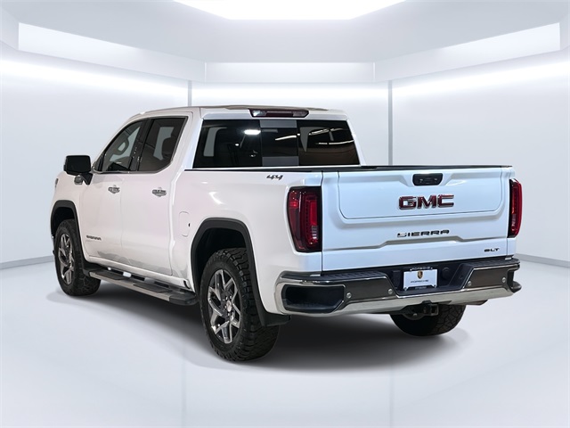 2022 Gmc Sierra 1500 SLT photo 2