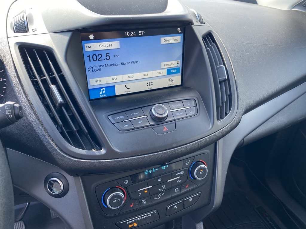 2019 Ford Escape SEL photo 3