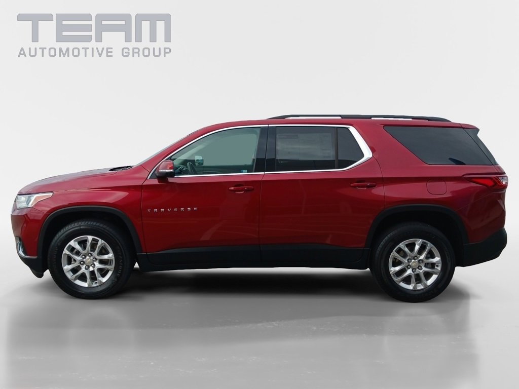 2021 Chevrolet Traverse Cloth photo 2