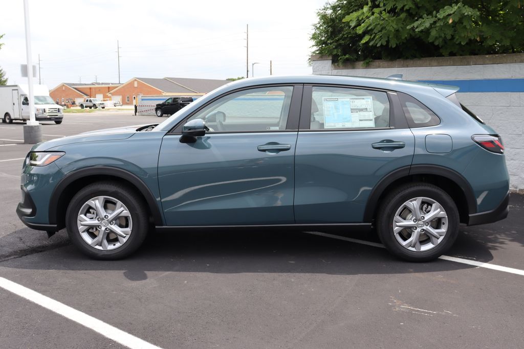 2025 Honda HR-V LX photo 2