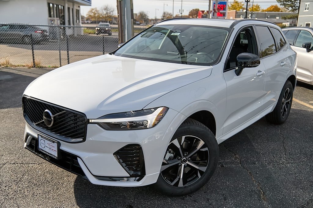2026 VOLVO XC60 - Image 1