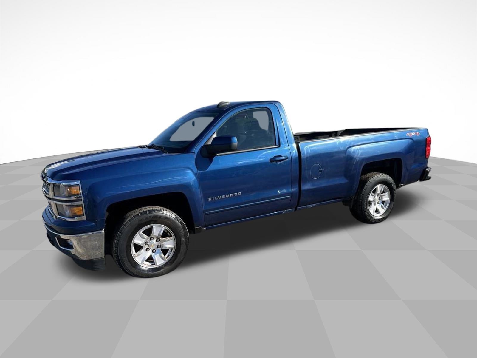 Used 2015 Chevrolet Silverado 1500 LT with VIN 1GCNKREC9FZ218322 for sale in Northfield, Minnesota