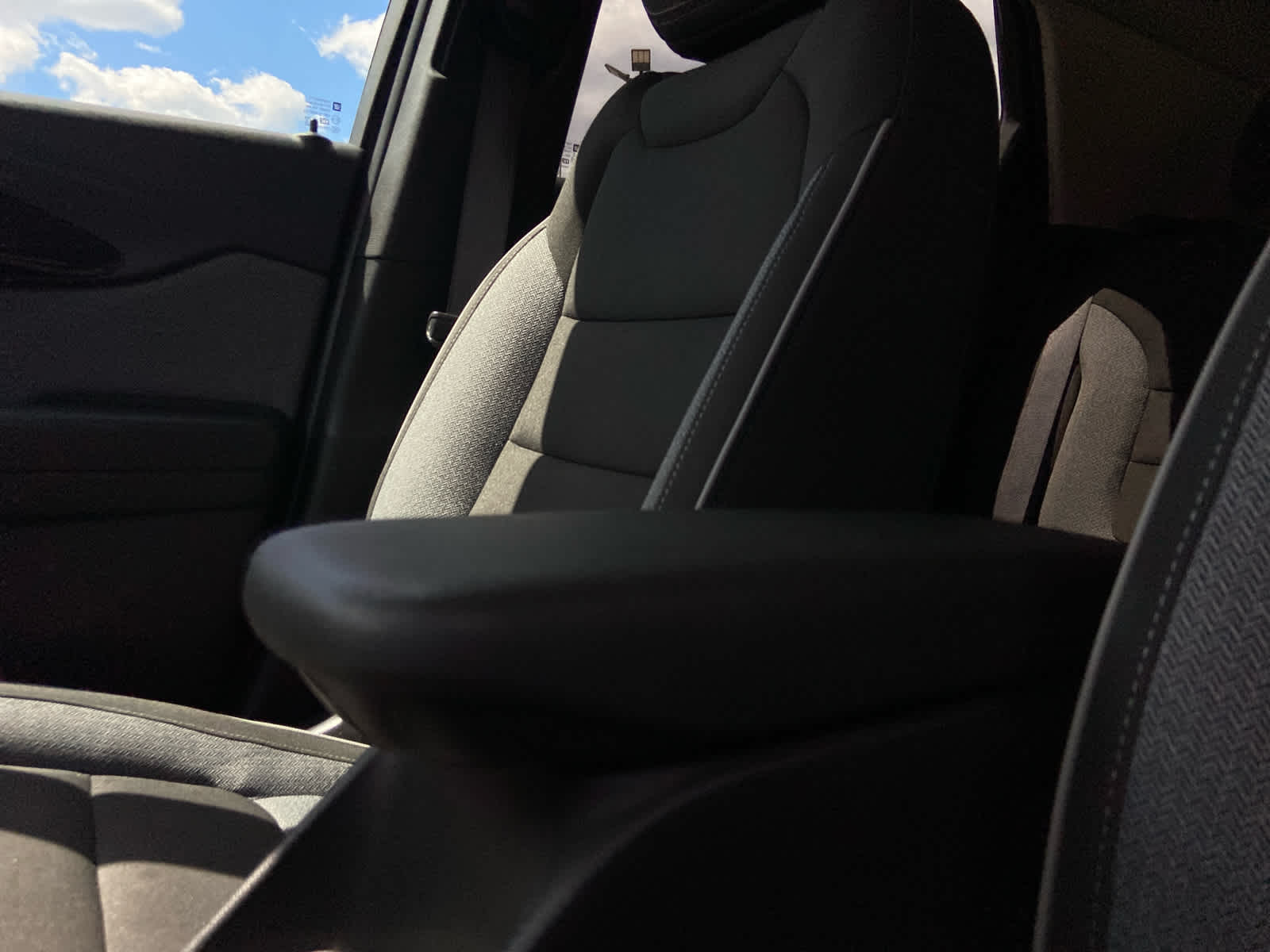 2023 Chevrolet Trailblazer LT photo 12