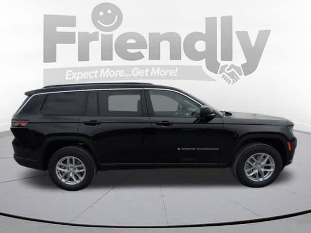 2025 Jeep Grand Cherokee Laredo X photo 4