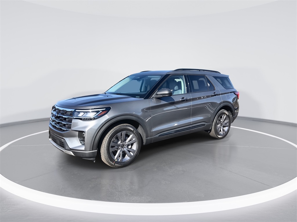 2026 Ford Explorer photo 4