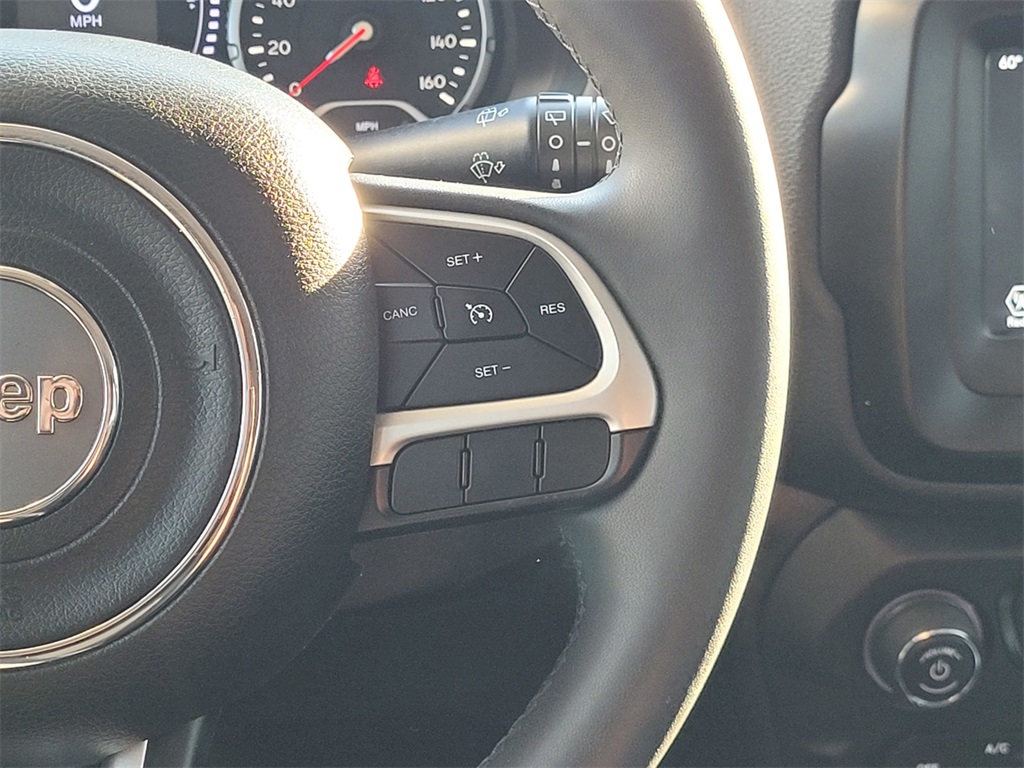 2019 Jeep Renegade Latitude North Edition photo 21