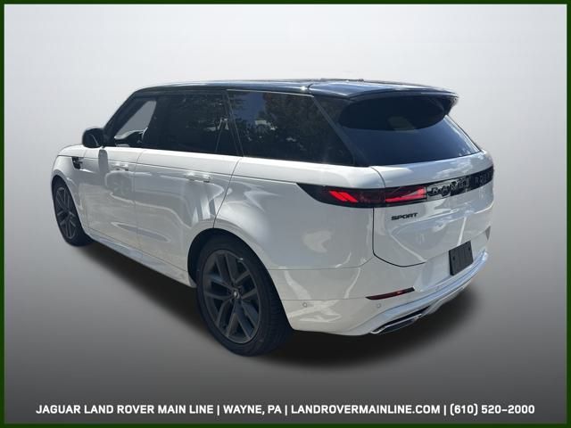 2025 Land Rover Range Rover Sport SE photo 3