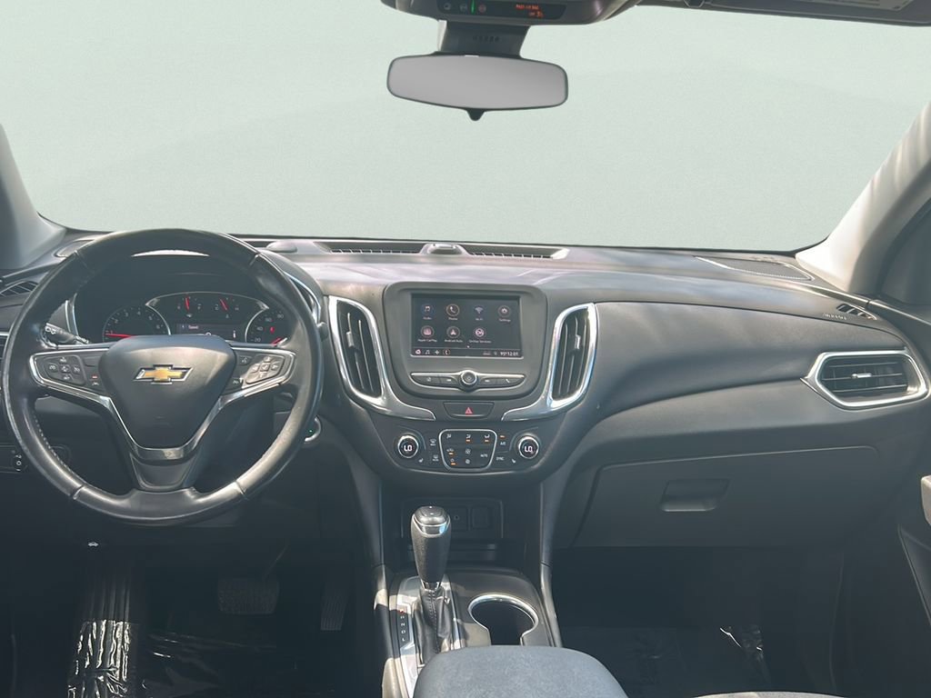2020 Chevrolet Equinox LT photo 17