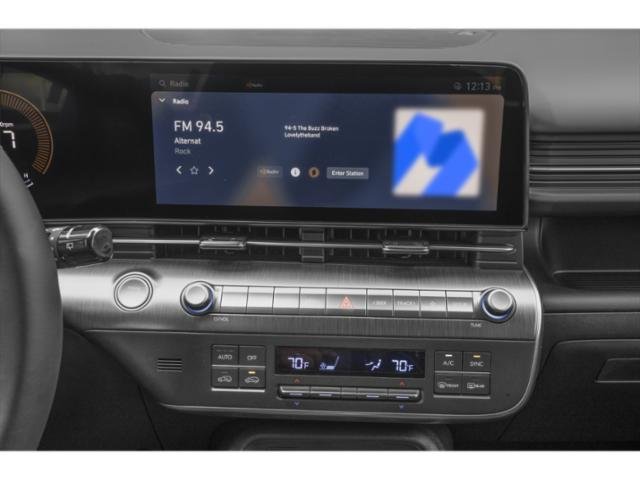 2025 Hyundai Kona SEL photo 4