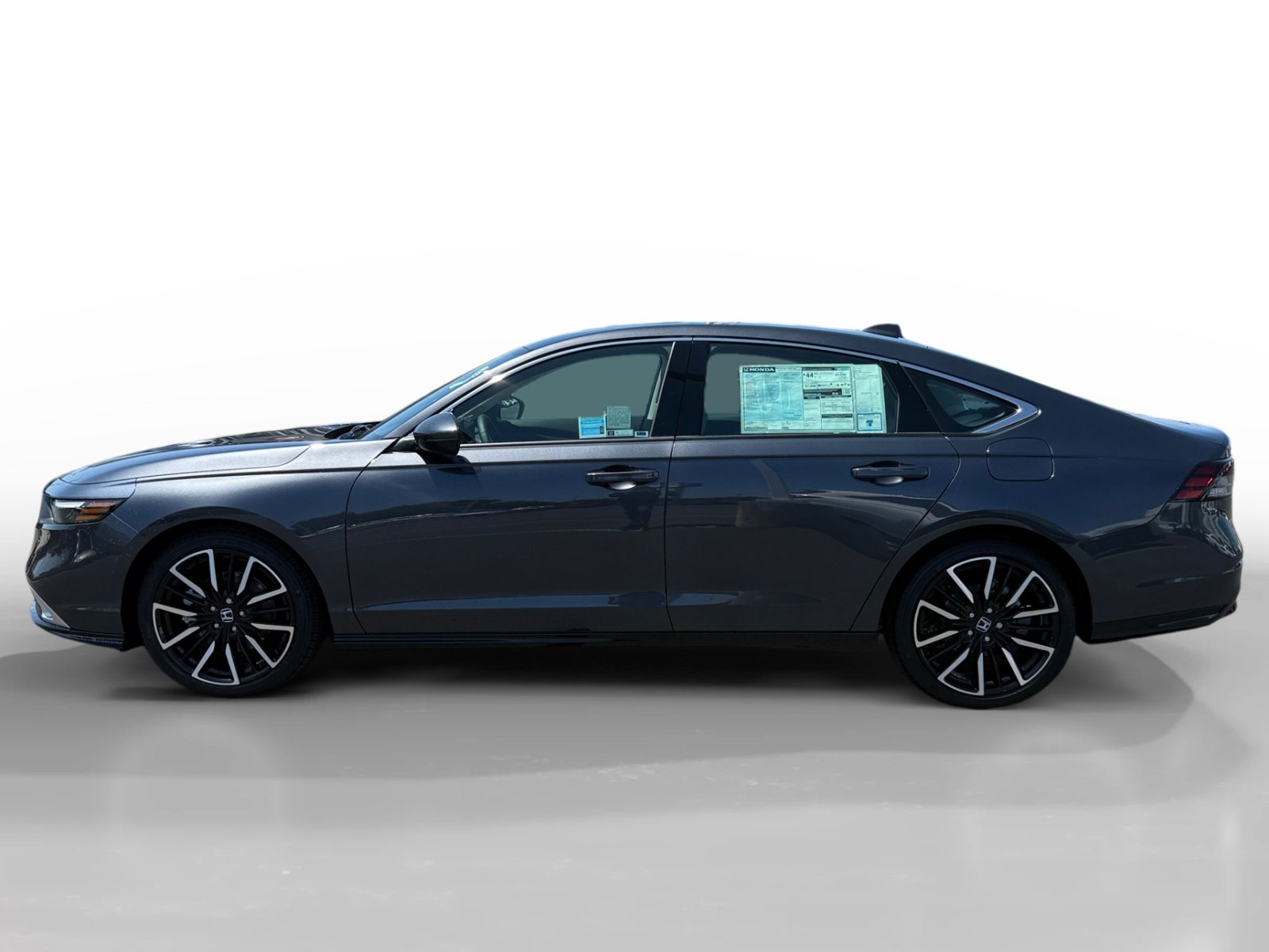 2025 Honda Accord Hybrid Touring photo 2