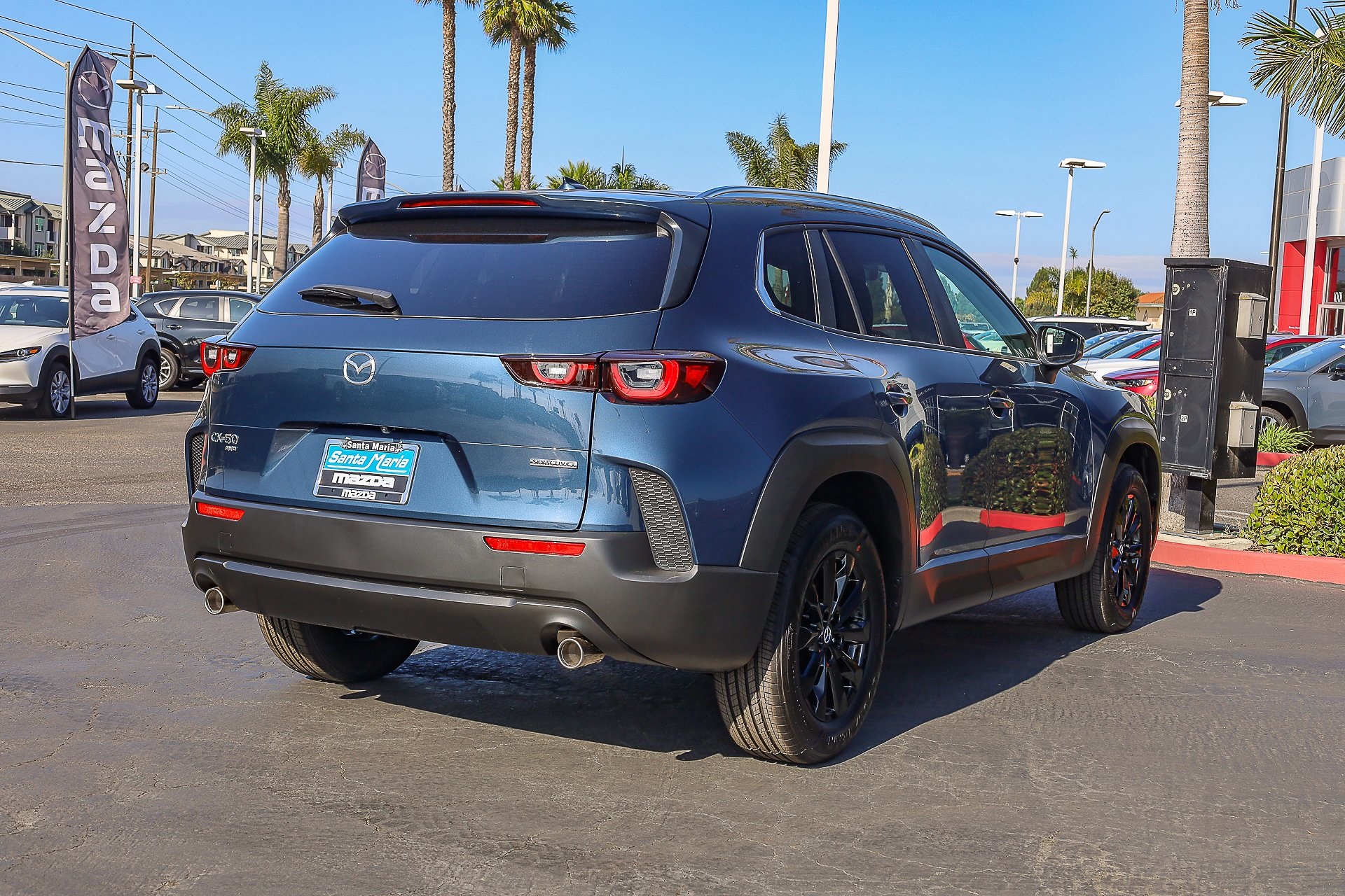 2025 Mazda CX-50 Premium photo 3