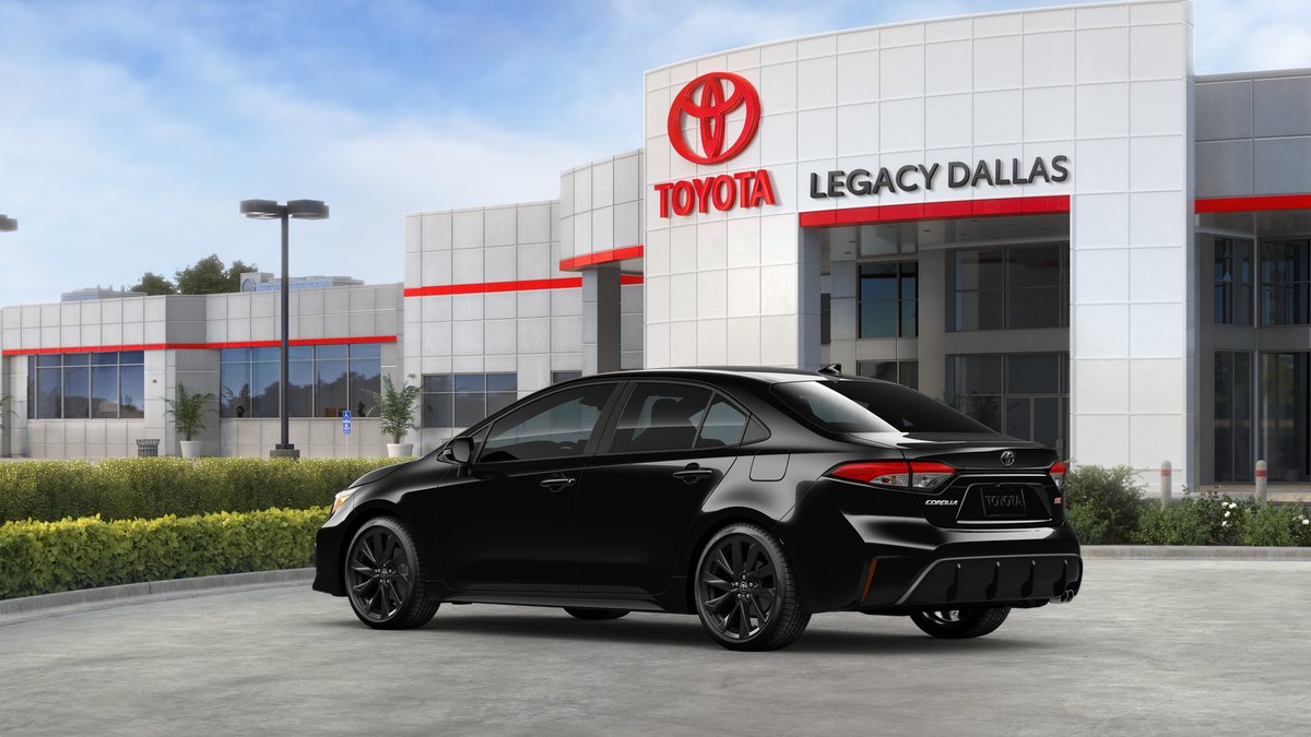 2025 Toyota Corolla SE photo 6